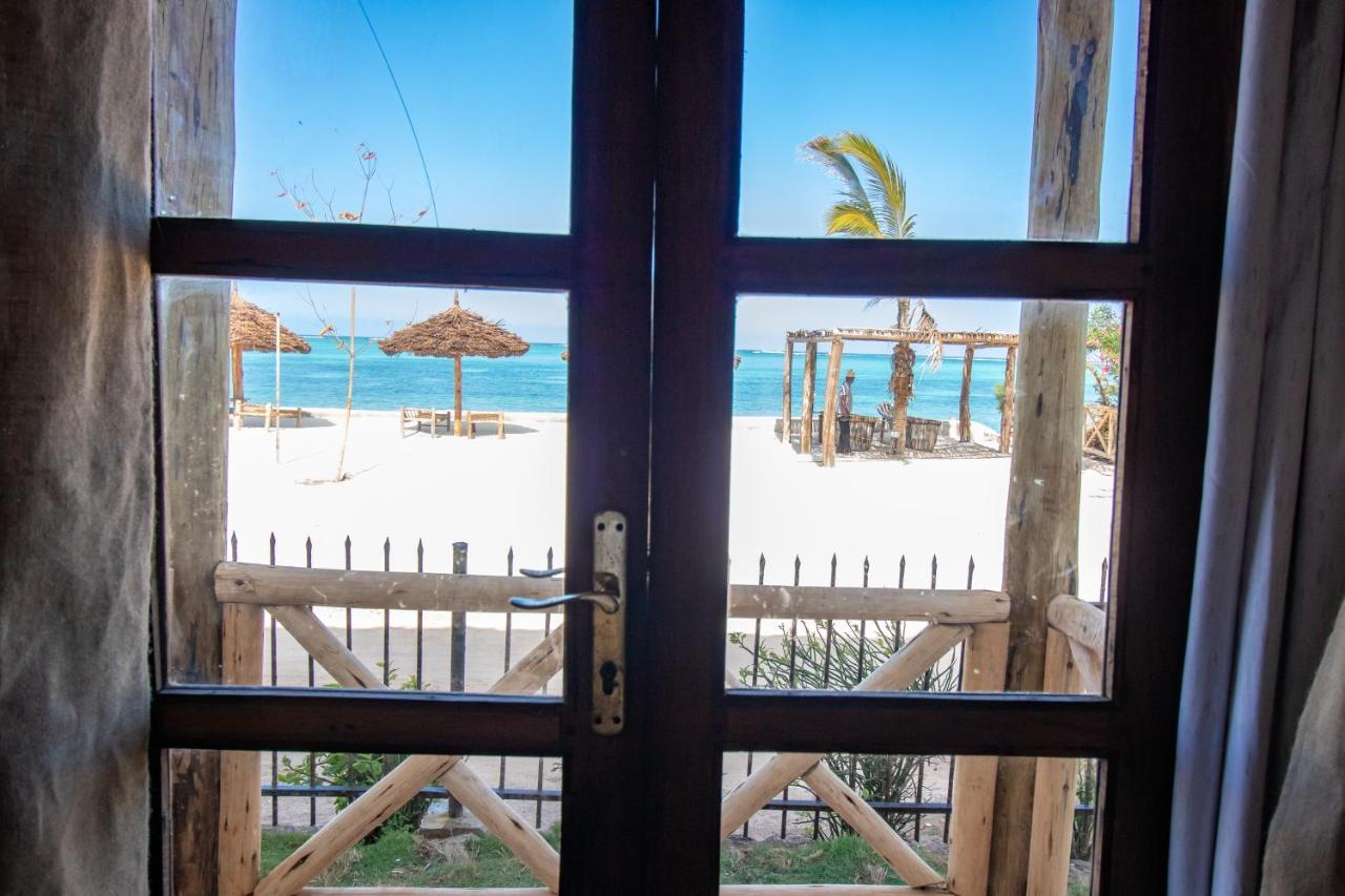 Nest Style Beach Hotel Zanzibar Makunduchi Buitenkant foto