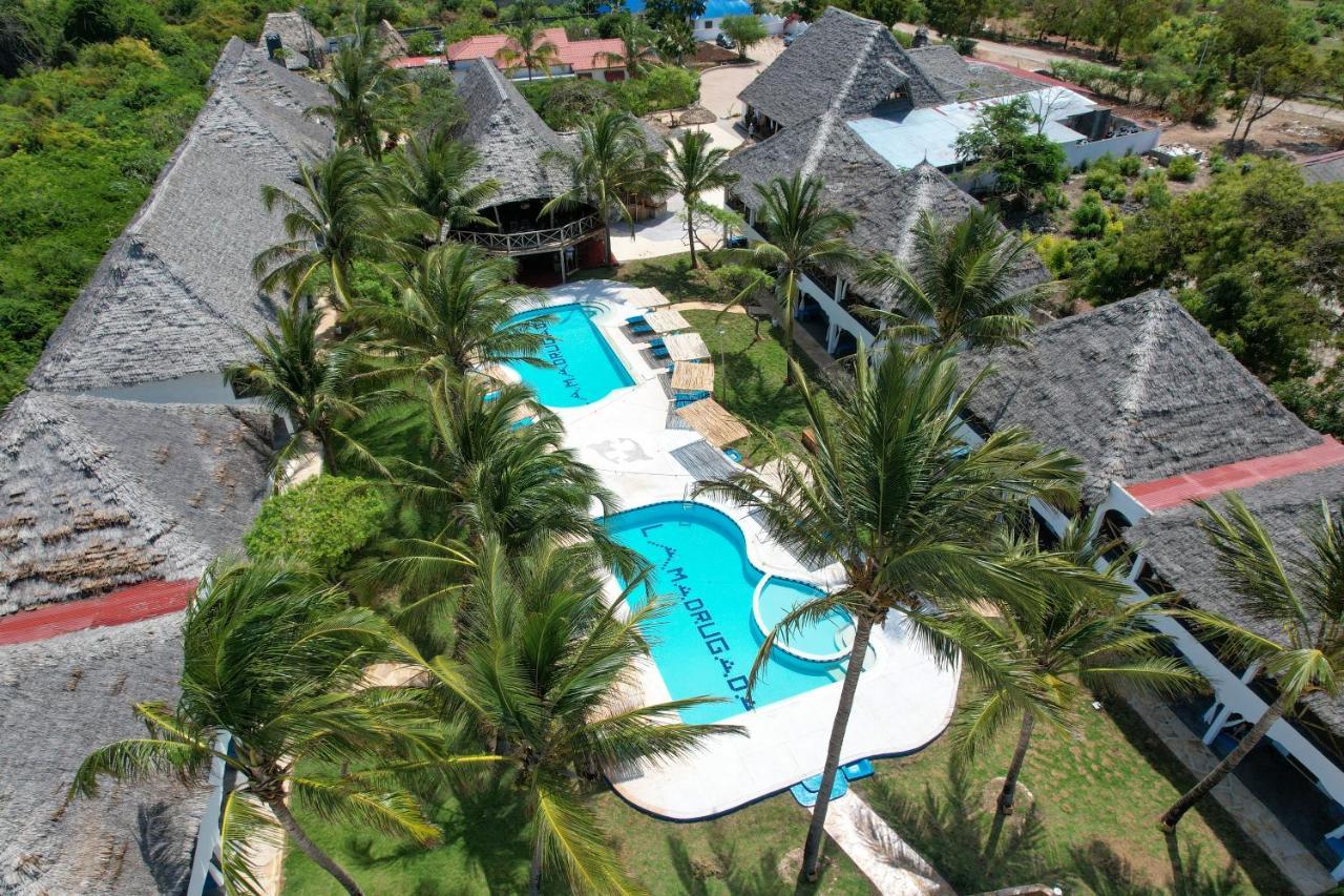 Nest Style Beach Hotel Zanzibar Makunduchi Buitenkant foto