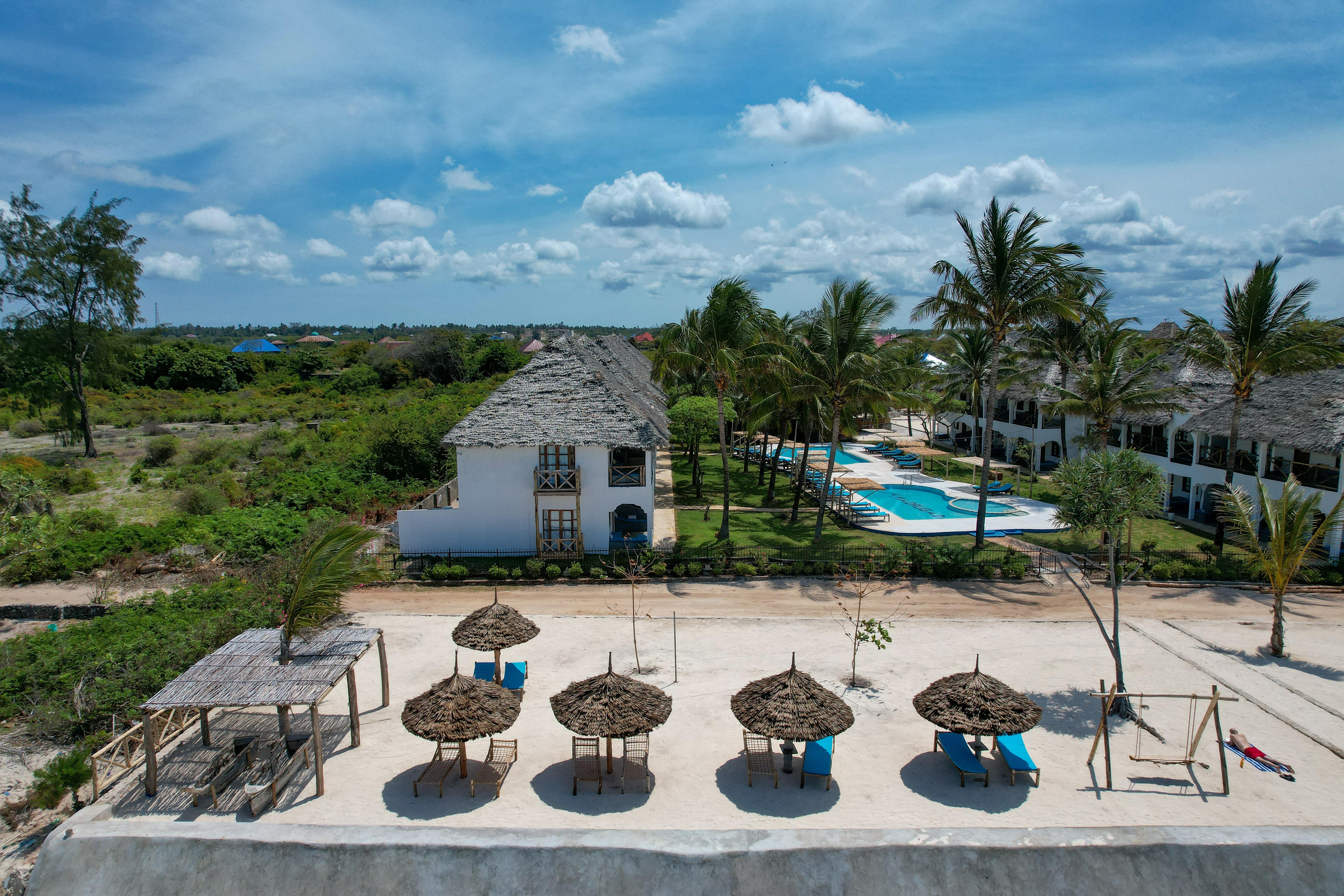 Nest Style Beach Hotel Zanzibar Makunduchi Buitenkant foto